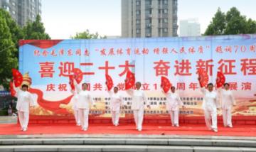 时间的颜色与不朽的诗意丨《莫奈:色彩与光影之诗》